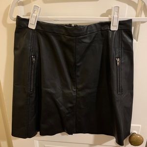 Faux leather skirt with zippers